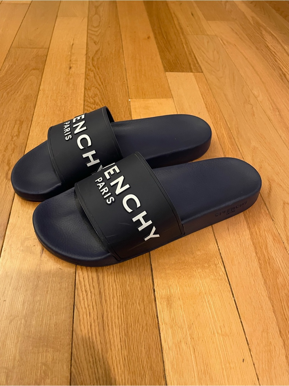 Men Accessories Subcategory Identification